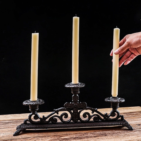 Vintage Cast Iron Candelabra Candle Holder With Embossed Scroll Design For Wedding Dining Table Decoration Matte Black