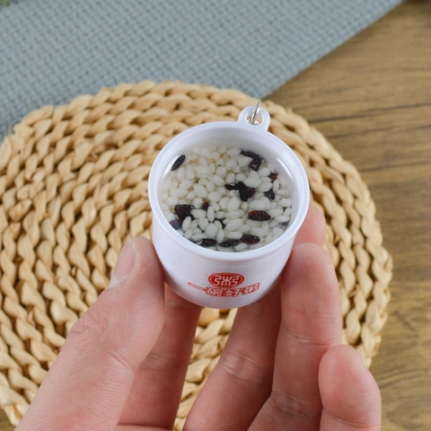 Simulation Porridge Essen Schlüsselanhänger Realistische Miniatur Congee Schüssel Modell Pvc Harz Tasche Anhänger Geschenk