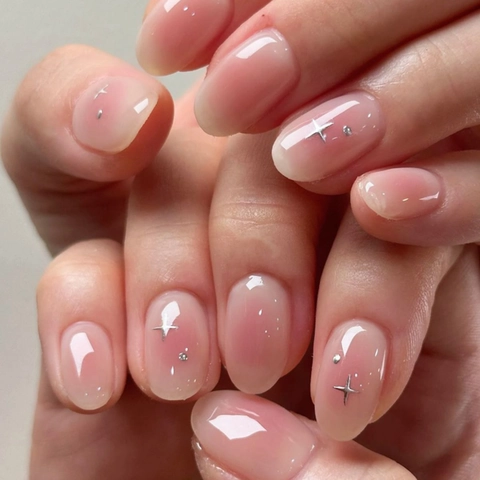 Press On Nägel Blush Ombre Silberstern Muster Kurz Rund Glänzend Künstliche Fingernägel Für Damen