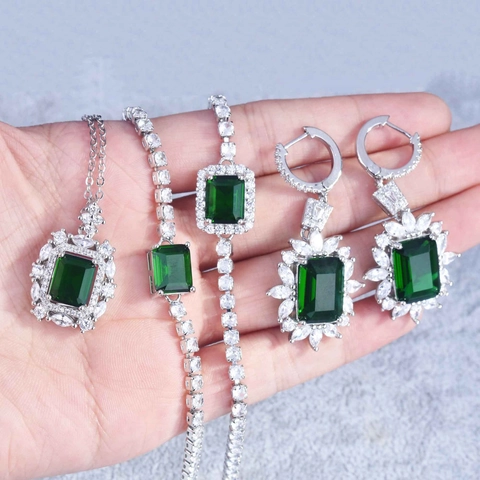 Emerald Cut Square Green Gemstone Jewelry Luxury Copper Zirconia Pendant Bracelet Earrings Royal Elegant Accessories Women