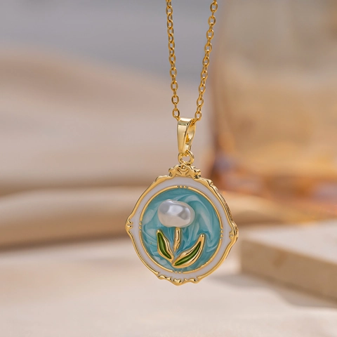 Vintage Emaille Bloem Hanger Ketting Koper Verguld Met Künstliche Perle Elegante Esthetische Sieraden Voor Dames