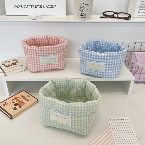 Cesta de Almacenamiento de Tela a Cuadros Estilo Ins Coreano Organizador de Escritorio de Algodón Acolchado Contenedor de Maquillaje de Tela Pequeño