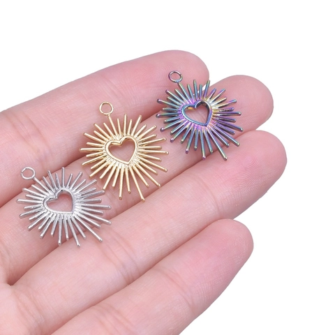 Colgante Corazón Rayos De Sol Acero Inoxidable Hueco Sol Radiance Charm Para Joyería DIY Estilo Minimalista Mujeres
