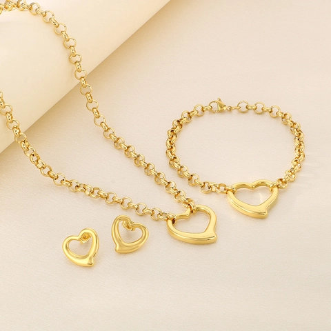 Conjunto Joyas Corazón Calado Acero Inoxidable Collar Pulsera Pendientes Diseño Moderno Para Mujer