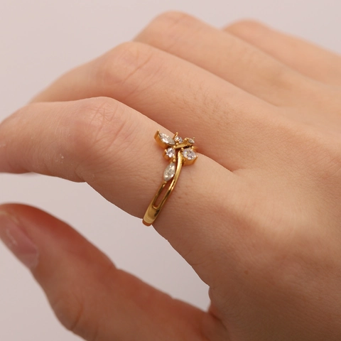 Verstelbare Ring 18K Verguld Roestvrij Staal Zirkonia Kroon Bloem Ontwerp Elegante Ins Stijl Voor Vrouwen