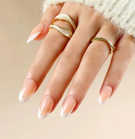 Unghie Finte French V Tip Rosa Nude E Bianco Forma Mandorla Elegante Minimalista Unghie Artificiali Lunghe A Pressione