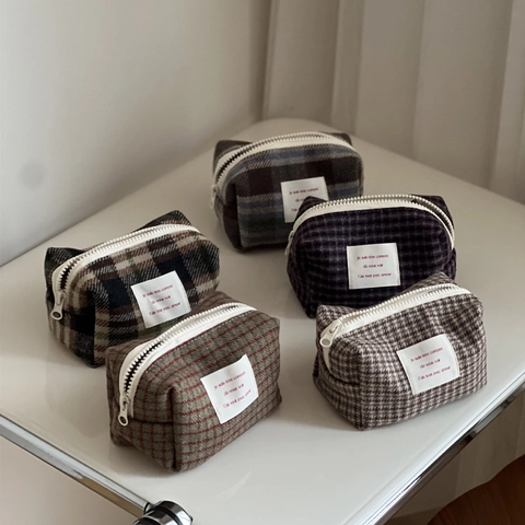 Vintage Plaid Woolen Cosmetic Bag Zipper Makeup Pouch Travel Organizer Small Toiletry Storage Bag For Women