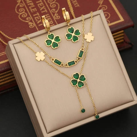 Gioielli Con Quadrifoglio Verde Smeraldo Acciaio Inossidabile Placcato Oro Forma Di Cuore Gemma Nappa Collana Moda