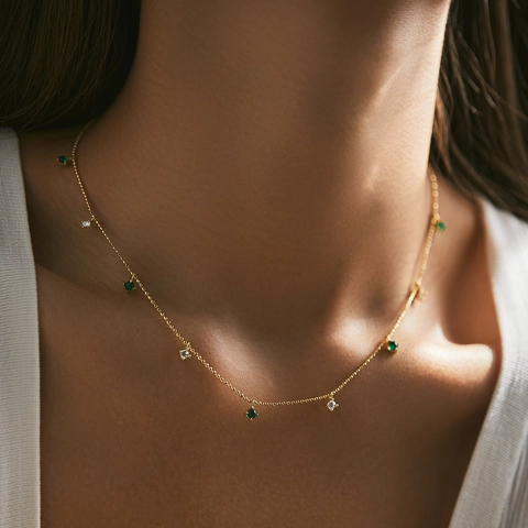 Elegante Halskette Aus 925 Sterling Silber Französischer Retro Stil Grüner Kristall Weißer Zirkon Kugel Kette