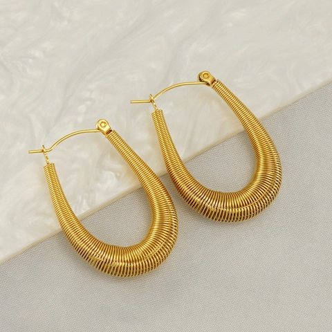 Orecchini A Cerchio A Forma Di U Da Donna Acciaio Inossidabile Placcato Oro 18K Cavo Texture Spirale Moda