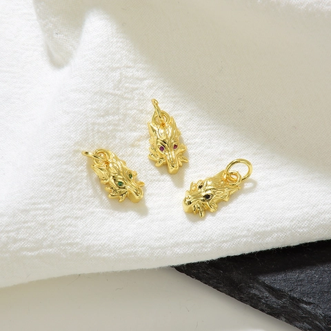 Wolf Head Pendant Necklace 18K Gold Plated Copper With Colorful Zircon Inlaid Fox Head Animal Jewelry For Women