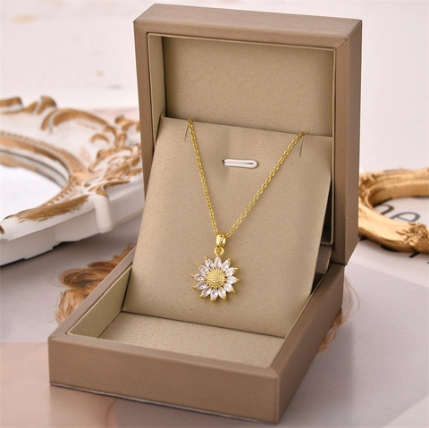 Collana Con Ciondolo A Girasole Con Zirconia Taglio Marquise Acciaio Inossidabile Placcato Oro Argento Gioielli Floreali