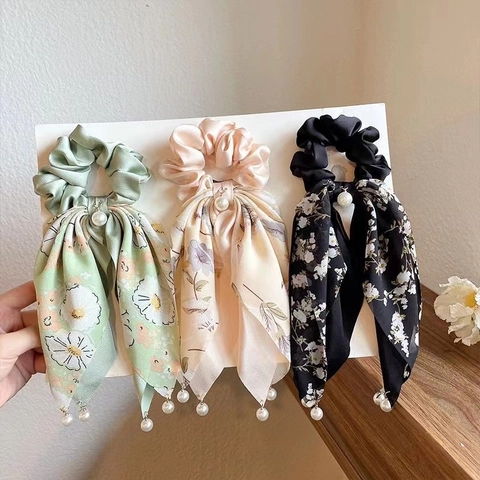 Floral Print Satin Hair Scrunchies With Long Ribbon Streamers And Artificial Pearl Pendants Elegant Ponytail Holder For Women