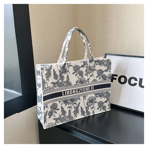 Large Capacity Floral Print Tote Bag Vintage Chinoiserie Style Felt Handbag For Women Shoulder Bag For Travel Commute