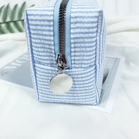 Stripe Seersucker Cosmetic Bag Cotton Large Capacity Makeup Pouch Travel Toiletry Organizer With Zipper For Women