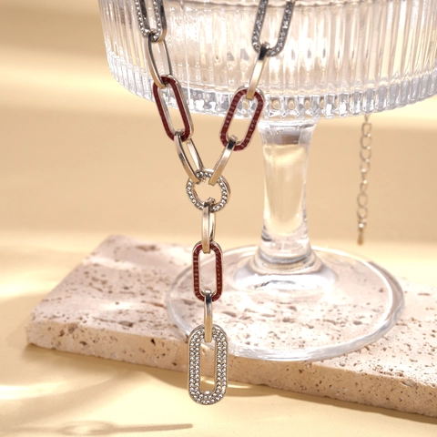 Modeschmuck Legierung Strass Emaille Büroklammer Kette Y Halskette Für Frauen Silber Rot Minimalistisch Oval