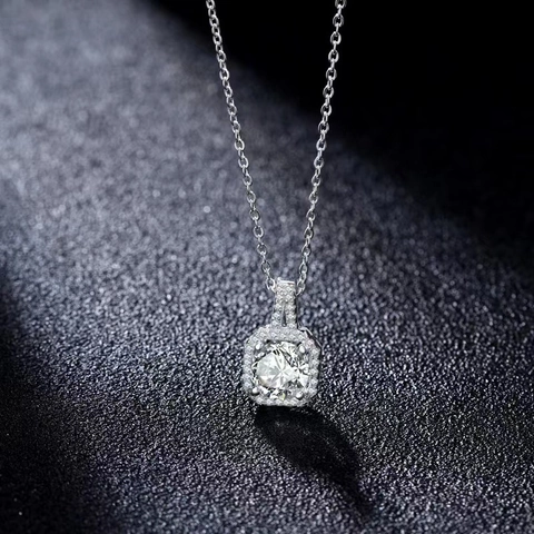 Square Halo Zircon Pendant Necklace Titanium Steel Chain Copper Geometric Jewelry For Women Simple Classic Style