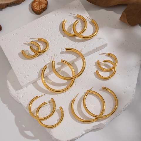 C Shaped Hoop Earrings 18K Gold Plated 304 Stainless Steel Waterproof Hypoallergenic Minimalist Geometric Jewelry For Women