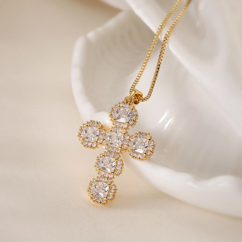 Kreuz Anhänger Halskette Kupfer 18K Vergoldet Zirkonia Vintage Luxus Stil Religiöser Schmuck Für Damen