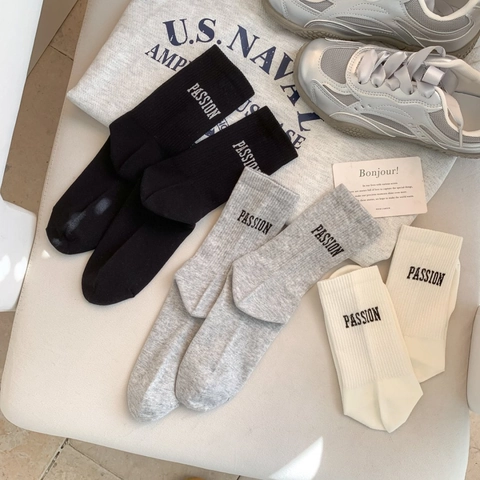 Calze Crew Da Donna Cotone Pettinato Traspirante Assorbente Il Sudore Casual Stampate Con Lettere A Costine