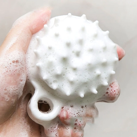 Spazzola Massaggiante per Cuoio Capelluto in Silicone Bianco Spazzola per Shampoo Morbida Massaggiatore per la Testa Pettine per Pulizia Capelli Esfoliante Antiforfora