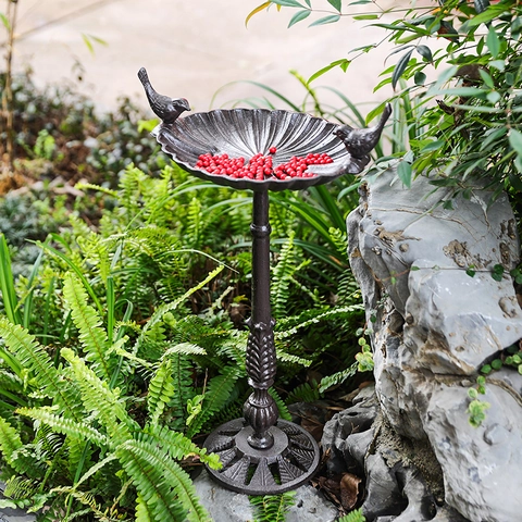 Cast Iron Bird Feeder Pedestal Bird Bath Vintage Style Outdoor Garden Decoration Retro Metal Ornament For Wild Birds