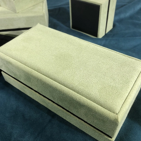 Velvet Jewelry Box Fabric Suede Lining Ring Pendant Bracelet Organizer Gift Packaging Case Minimalist Solid Color
