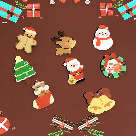 Broche De Noël En Acrylique Épingle Père Noël Bonhomme De Neige Renne Sapin Badge Décor De Sac Kawaii Accessoire Cadeau