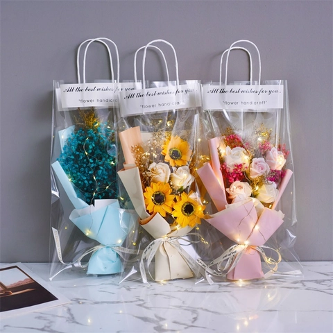 Bouquet Di Fiori Secchi Sapone Rosa Girasole Garofano Con Luci LED E Borsa Regalo Trasparente Regalo Festa Della Mamma