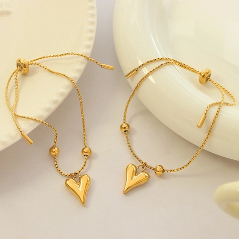 Heart Pendant Bracelet Titanium Steel 18K Gold Plated Adjustable Slider Clasp Elegant Minimalist Jewelry For Women