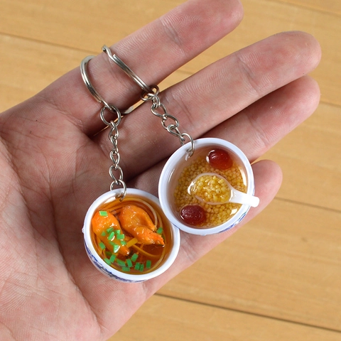 Portachiavi Cibo Simulazione Miniatura Ciotola Porcellana Blu E Bianca Ramen Dessert Modello Resina Accessorio Casa Bambole