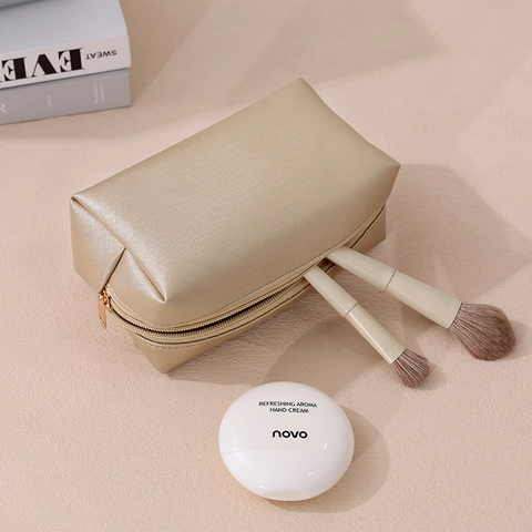 PU Leather Makeup Bag Saffiano Texture Waterproof Portable Travel Cosmetic Organizer Large Capacity Storage Pouch For Women