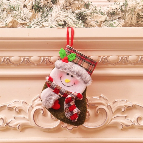 Calze Di Natale Sacchetti Regalo Da Appendere Babbo Natale Pupazzo Di Neve Renna Peluche Feltro Decorazioni Festive