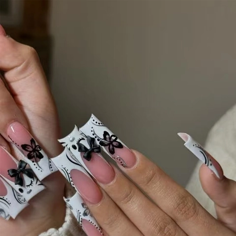 Long Coffin Press On Nails 3D Schwarze Schleife French Style Floral Handbemalte Künstliche Nägel Für Damen