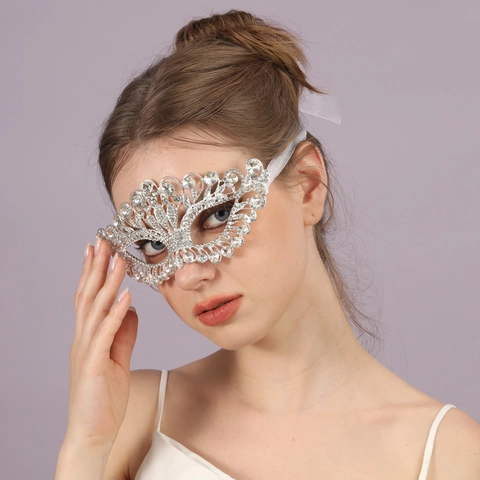 Maschera Da Mascherata Di Lusso In Lega Incisa Con Strass Maschera Per Occhi A Farfalla Con Nastro Per Festa Matrimonio Ballo