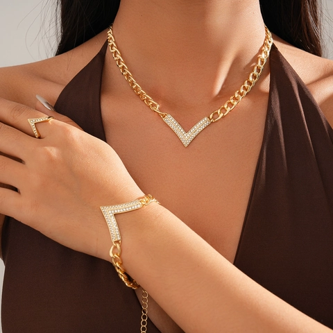 Legering Rijnsteen V Vorm Ketting Armband En Ring Voor Dames Verstelbaar Elegante Mode Sieraden Accessoire