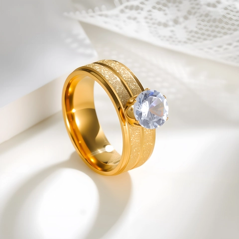 Stainless Steel Zircon Ring Crown Setting Gold Plated Frosted Band Fashion Jewelry For Women Elegant Sparkly