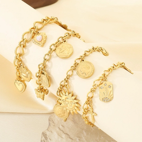 Gold Plated 316L Stainless Steel Charm Bracelet For Women Retro Celestial Sun Moon Star Heart Pendants Fashion Jewelry