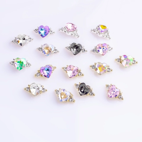 Breloques D'Art D'Ongle Cœur Alliage Strass Luxe 3D Ailé Cristal Manucure DIY Décoration Douce Romantique