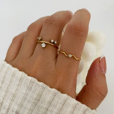 Bague Minimaliste En Acier Inoxydable 316L Plaqué Or 18K Avec Zircon Anneau Ondulé Étanche Pour Femme Luxe Mode