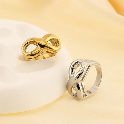 Anello Minimalista Con Simbolo Infinito Acciaio Inossidabile Placcato Oro 18K Gioielli Lucidati Per Donne Uomini