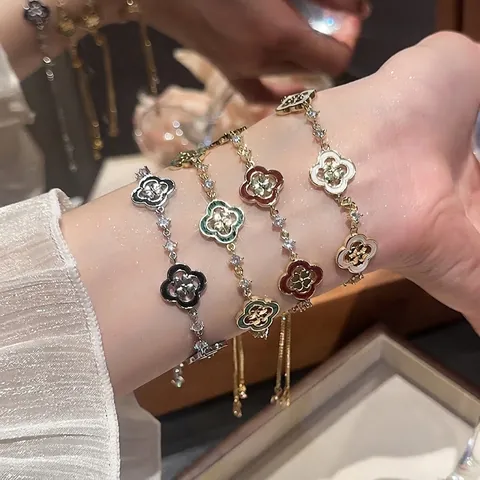 Lucky Clover Bracelet French Vintage Copper Zircon Inlaid Hollow Out Adjustable Pull String Palace Style Jewelry For Women