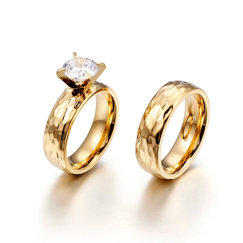 Fashion Hammered Stainless Steel Couple Ring For Men Women Gold Rose Gold Rhinestone Inlaid Ring Valentine Day Gift