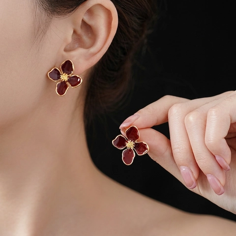 Vintage Flower Stud Earrings Alloy Enamel Zircon Floral Jewelry With Silver Earring Post Retro Palace Style For Women