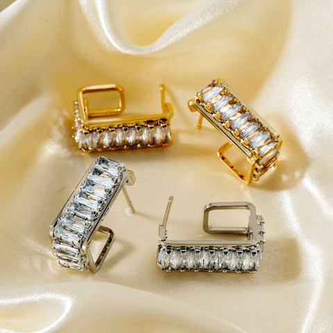 Elegant Copper Rectangular Rhinestone Stud Earrings For Women Geometric Gold Silver Plated Fashion Niche Design Jewelry