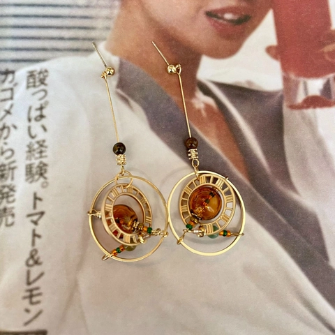 Pendientes Largos Vintage Dorados Redondos Calados Órbita Planetaria Con Cuentas De Cristal Ámbar Y Poste De Plata Para Mujer