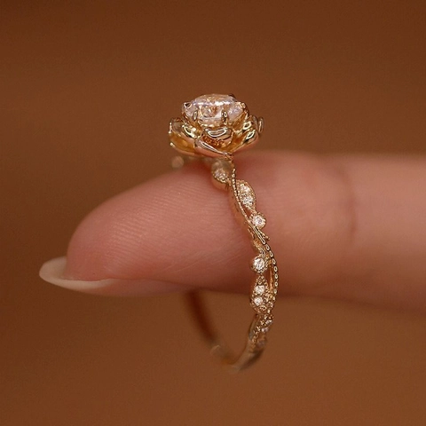 Rose Flower Ring Copper Inlaid Sparkling Zircon Rose Gold Plated Vintage Elegant For Women Engagement Wedding Gift