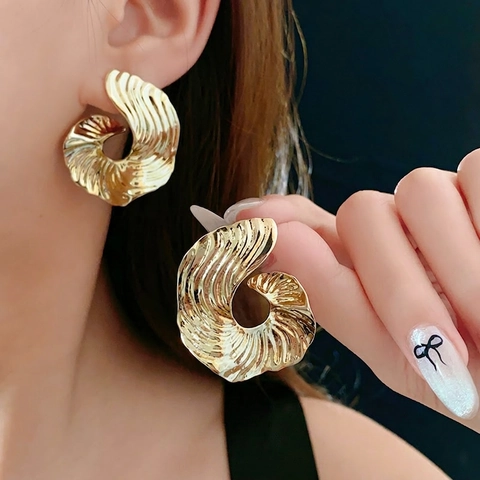 Spiral Wave Texture Stud Earrings Alloy Metal With Silver Earring Post Statement Vintage Geometric Jewelry For Women
