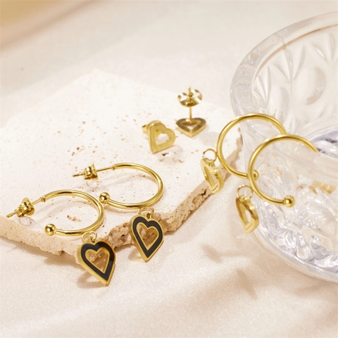French Retro Stainless Steel Heart Earrings Set Gold Plated Simple Heart Stud And Hoop Earrings For Women Fashion Jewelry