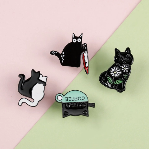 Lindos Broches de Aleación de Gato Negro de Dibujos Animados Pines de Esmalte Flor de Margarita Taza de Café Gatos Abrazándose Insignias Para Bolsos Ropa Accesorios